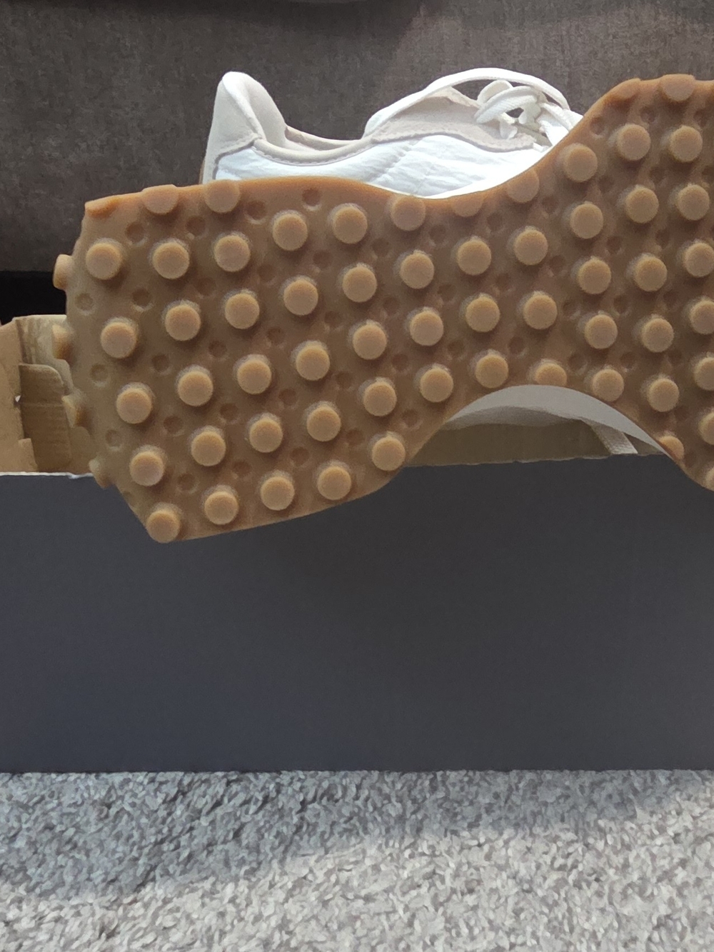 NIB New Balance White and Tan Suede-Trim Sneakers - Picture 2 of 6
